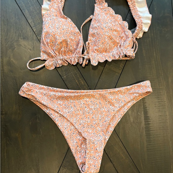 SHEIN Other - NWOT - SHEIN peach floral bikini